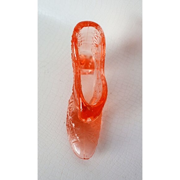 Fenton Glass Rose Pink Daisy & Button Victorian Style Slipper Shoe - Picture 2 of 5